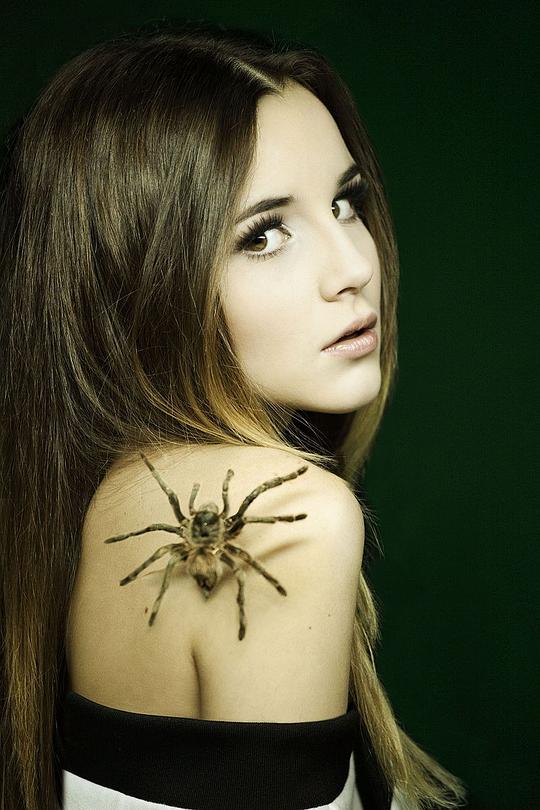 塔玛拉·鲁兹·隆切斯 Tamara Luz Ronchese