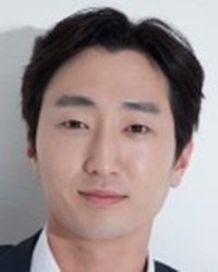 郑宇荣 Woo-yeong Jeong