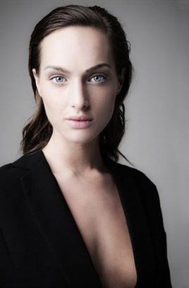 夏洛特·彼得斯 Charlotte Peters