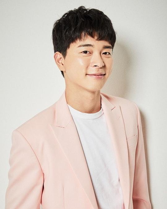 李相云 Sang-un Lee