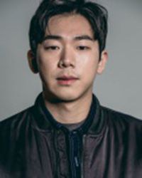 玉允中 Yoon-joong Ok