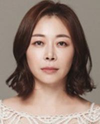 黄孝恩 Hyo-eun Hwang