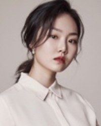 孙修雅 Soo-ah Son