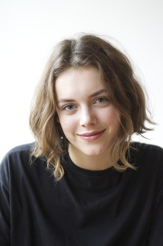 瓦莱丽·施托尔 Valerie Stoll