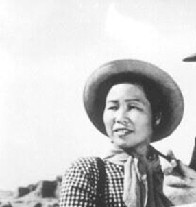 覃珍 Zhen Tan