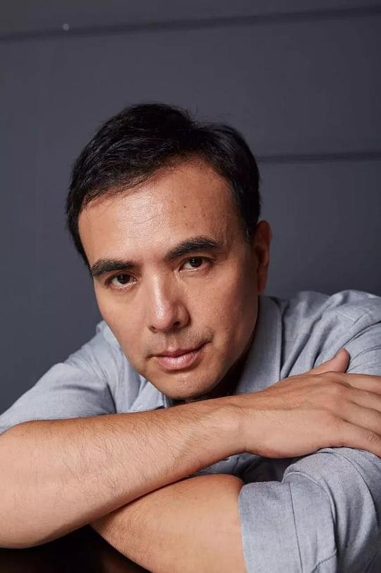 张磊 Lei Zhang