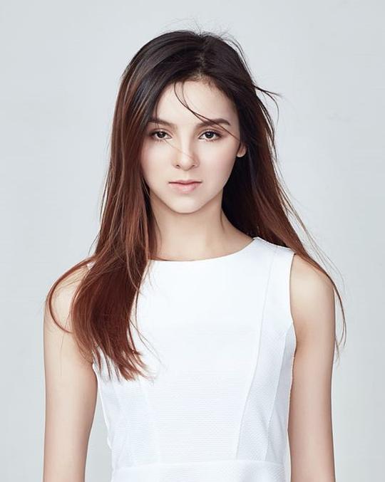 李安娜 Anna Li