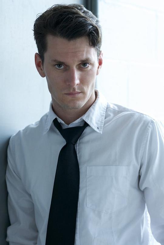 布兰登·阿兰·史密斯 Brandon Alan Smith