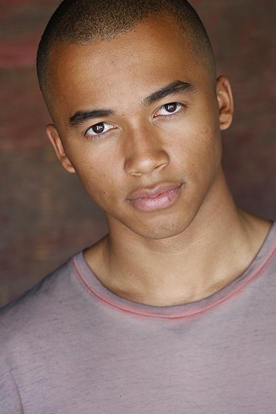 小雷蒙德·亚历山大·查姆 Raymond Alexander Cham Jr.