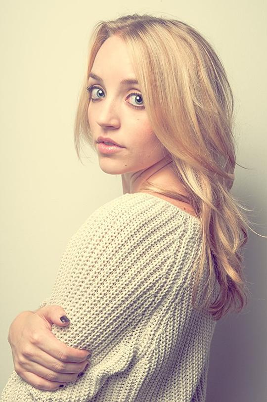 亚历山德拉·菲肯 Alexandra Ficken