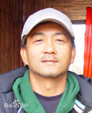 黄仲裕 Chung-yu Huang