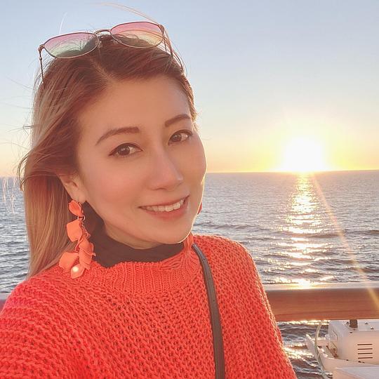 刘晨芝 Adrienne Lau