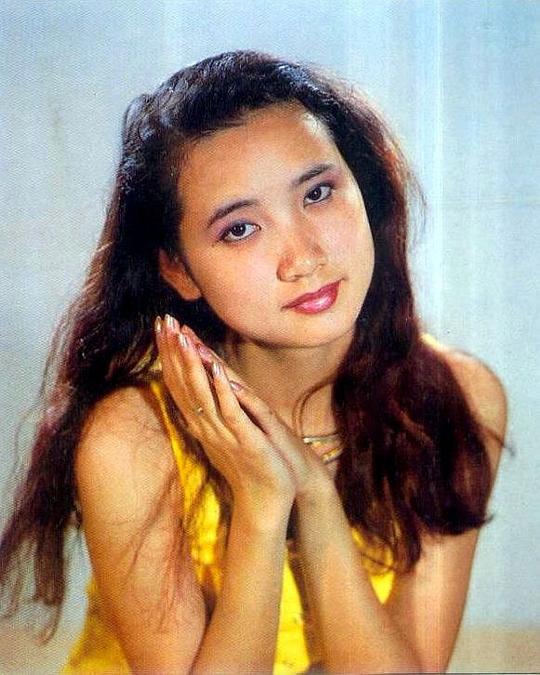 夏莎莎 Shasha Xia
