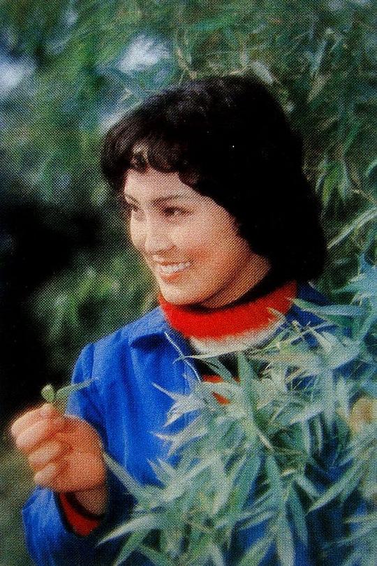 姜晶予 Jingyu Jiang