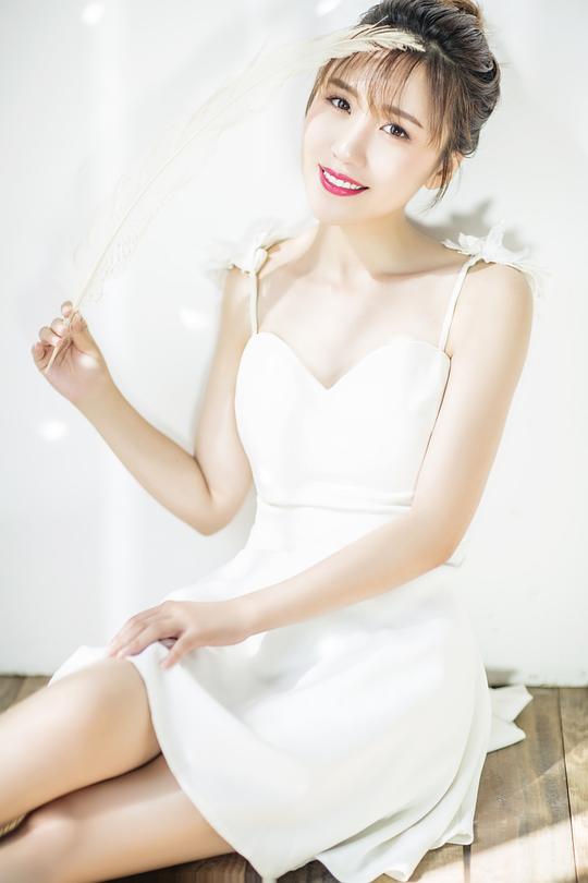 石雨婷 Tina