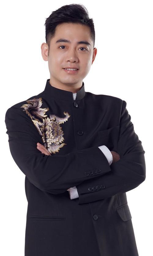 孔云龙 Yunlong Kong