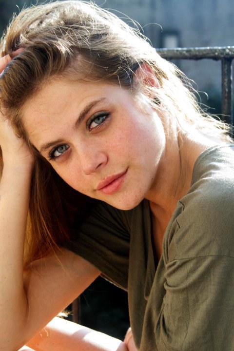 奥莉维亚·卢卡尔迪 Olivia Luccardi