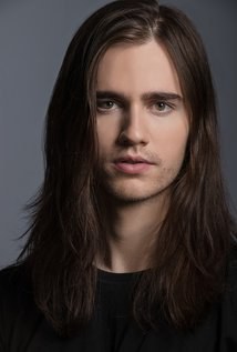 安东尼·德拉托尔 Anthony De La Torre