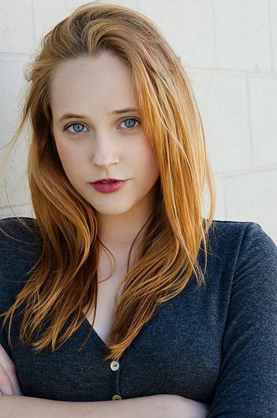 妮科尔·埃利奥特 Nicole Elliott