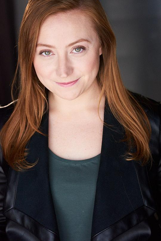 黛德利·麦克科特 Deirdre McCourt