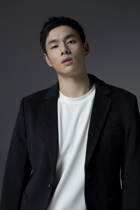 王川 Chuan Wang