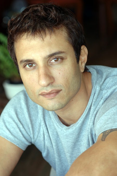 霍米·阿达哈尼亚 Homi Adajania