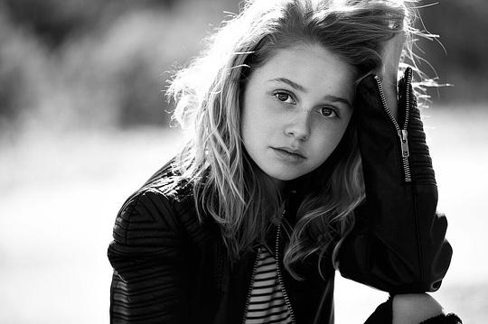鲁比·萝丝·特纳 Ruby Rose Turner