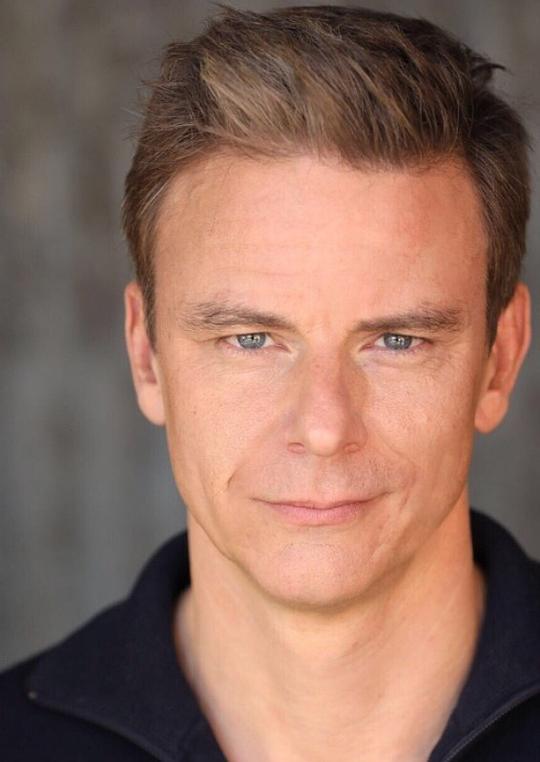 肖·琼斯 Shaw Jones