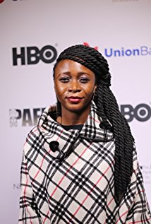勒伊拉·德贾西 Leila Djansi
