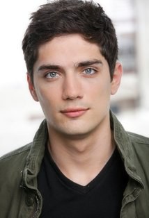 乔治·芬 George Finn