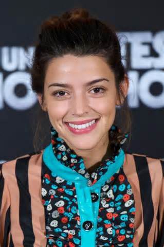 卡露·里维罗 Calu Rivero