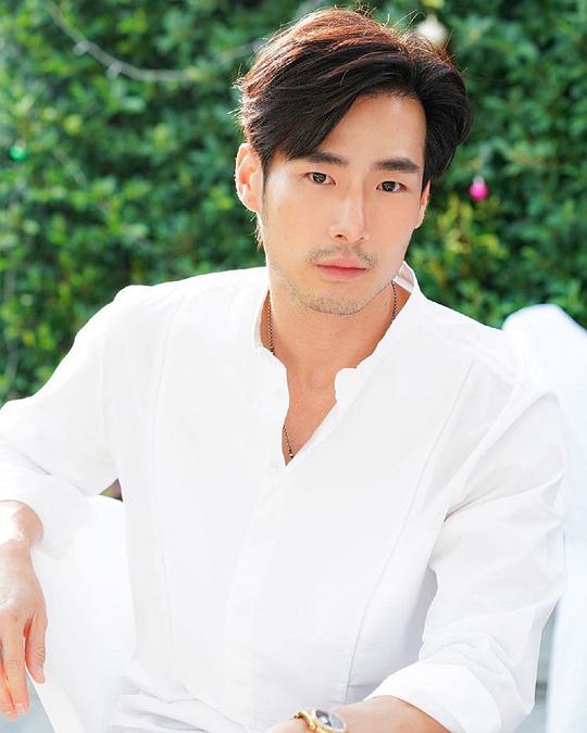 帕特·查博里拉 Pat Chatborirak