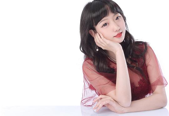 卢宇静 Yujing Lu