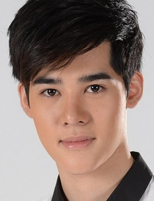 帕拉达·楚查瓦乔蒂库尔 Frist Parad Chutchavalchotikul