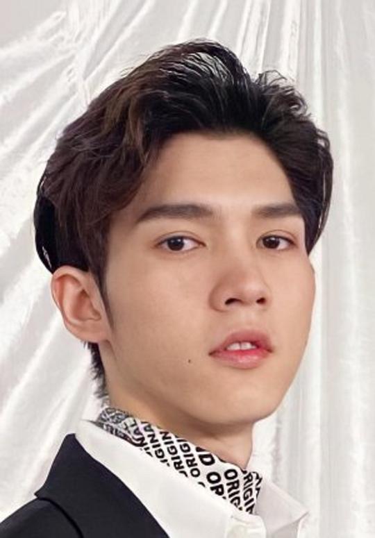 塔纳本·吉塔澜  Thanaboon Kiatniran