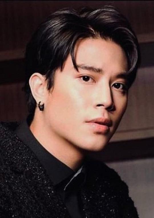 塔瓦查宁·达拉永 Thawatchanin Darayon