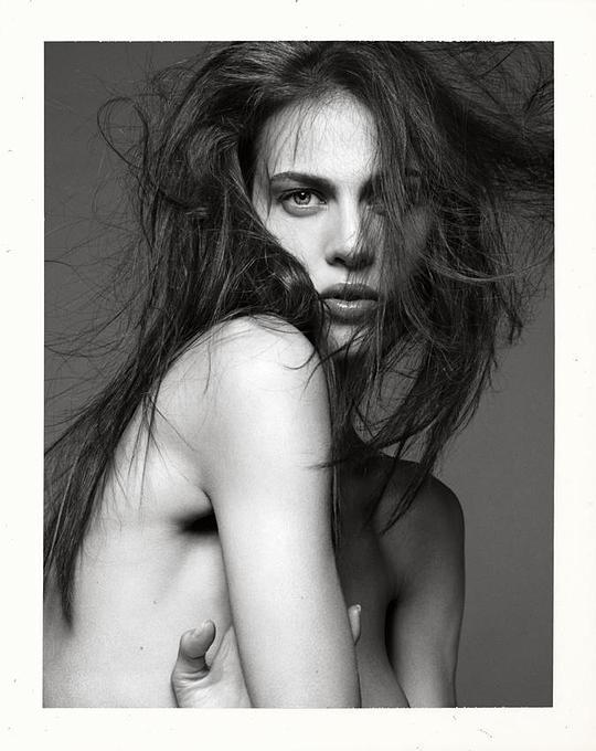 艾梅琳·瓦拉德 Aymeline Valade