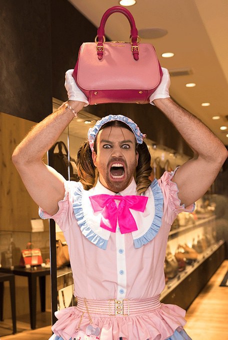 胡须辣妹 LadyBeard