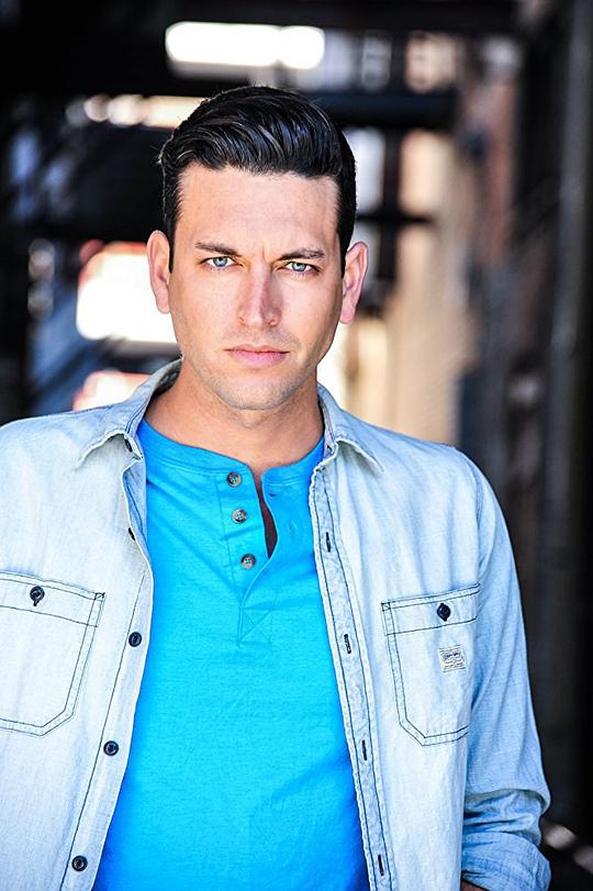 爱德华·J·德尔莫尔三世 Edward J. Delmore III