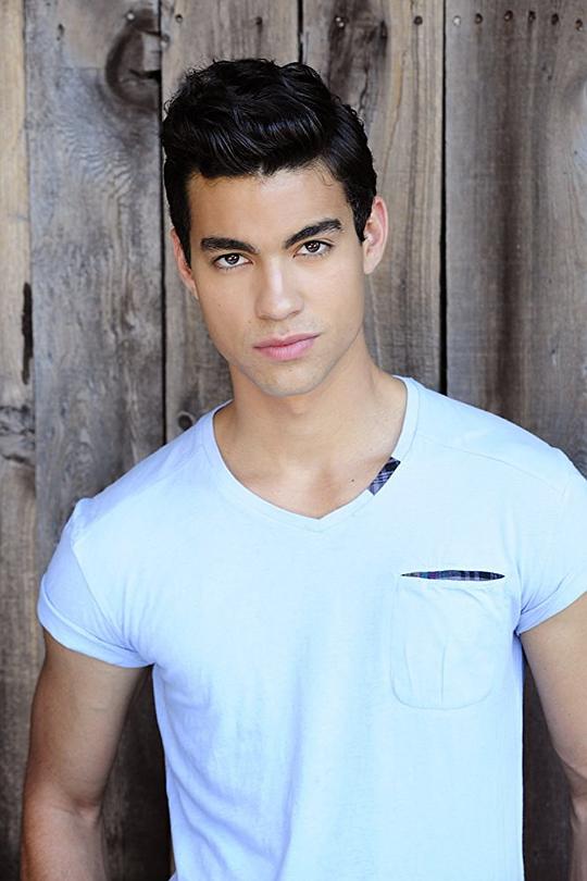 戴维·桑托斯 Davi Santos