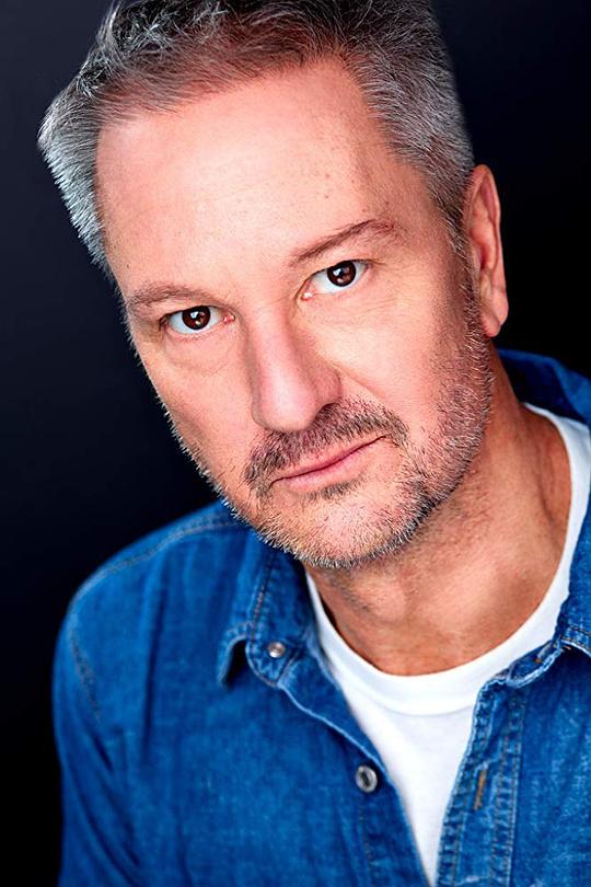 J·塔克·史密斯 J. Tucker Smith