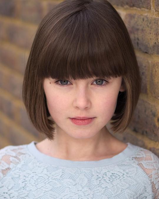 阿梅利亚·克劳奇 Amelia Crouch