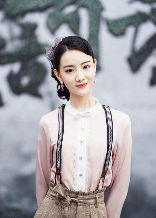 韩欣芮 Xinrui Han