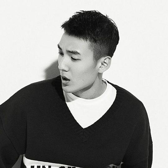 章煜奇 Yuqi Zhang