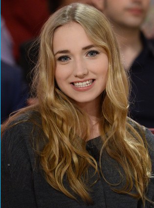 克洛伊·茹阿内 Chloé Jouannet