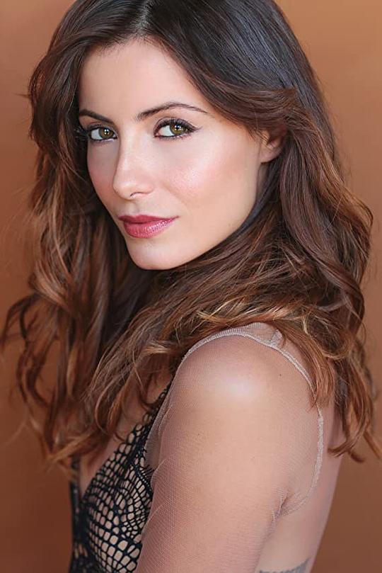 瑞采塔·维刘 Rezeta Veliu