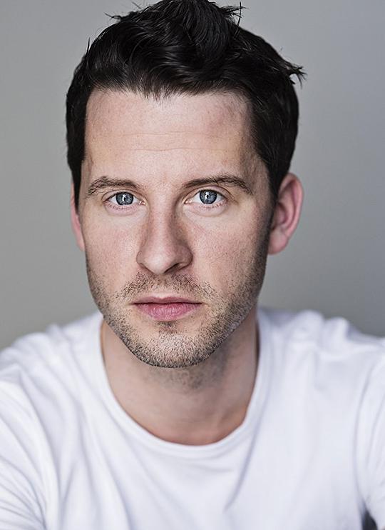 罗伯特·朗斯代尔 Robert Lonsdale