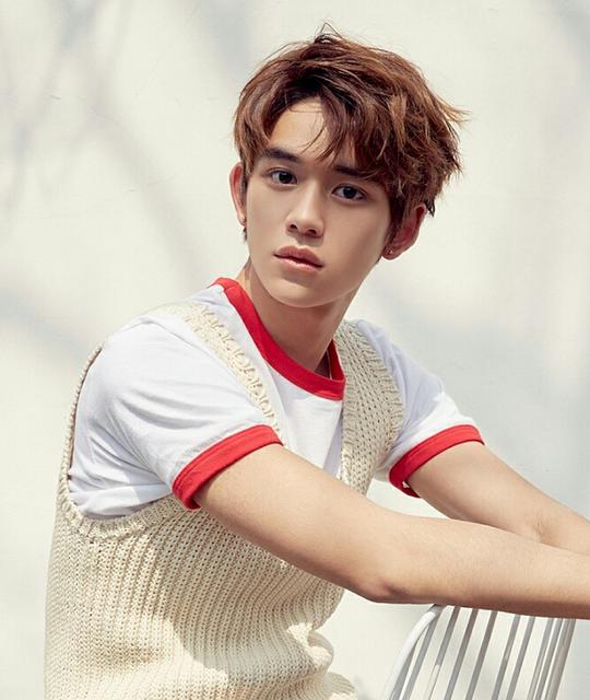 黄旭熙 Lucas Wong