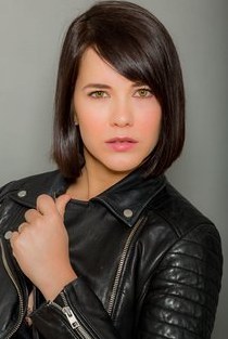 伊尔萨.罗萨里奥 Ilza Rosario