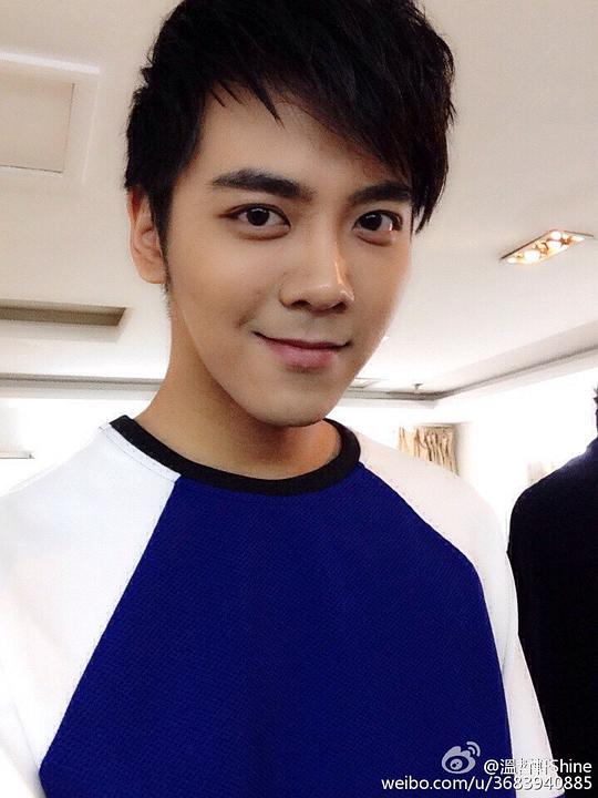 温哲轩 ZeXuan Weng